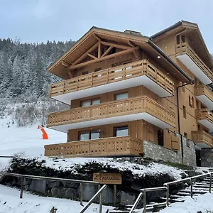 https://mribel-centre-la-chaudanne-chalet-pervire-3-bedrooms.hotels-rhonealpes.com