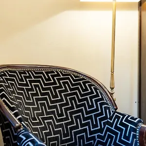 https://teatro-suites-malaga.es-andalucia.com